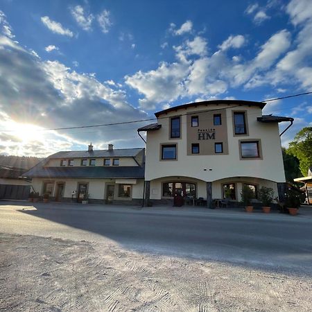 Penzion Hm โอสชานิดซา ภายนอก รูปภาพ